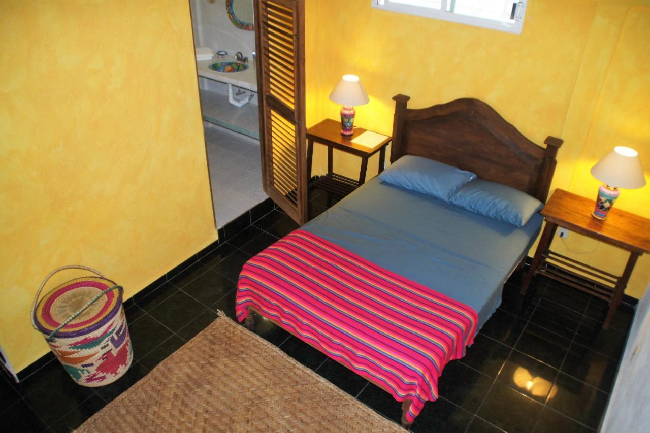 Hotel Villa Nirvana Пие де ла Куеста Стая снимка
